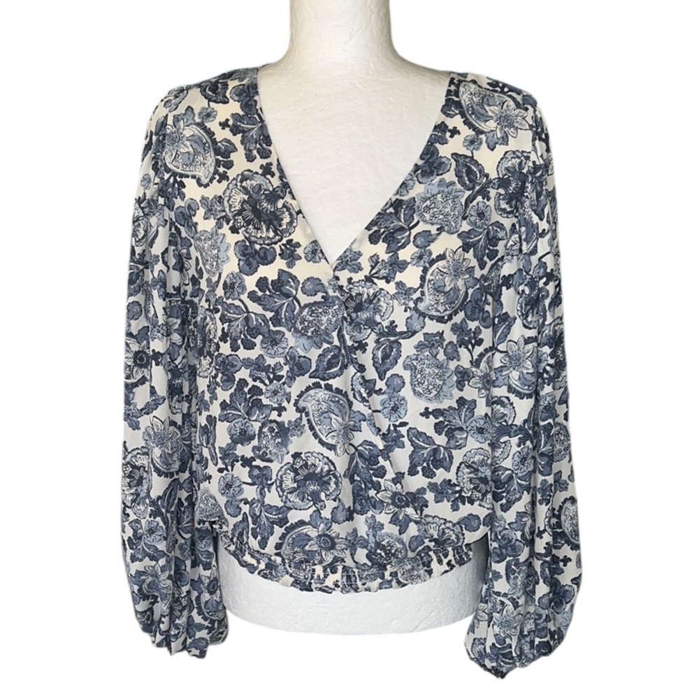 Cece Blue Paisley Floral Printed Faux Wrap Puff Sleeve Cropped Blouson Top - L